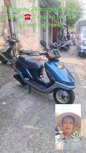 Honda Freeway màu Xanh. Mua bán Xe máy tại Quận 11 Tp Hồ Chí Minh được đăng bởi CỬA HÀNG XE MÁY LONG HỔ hình 1