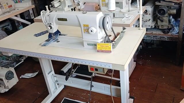 Máy may công nghiệp Siruba L818f đã sử dụng. Mua bán Đồ chuyên dụng, Giống nuôi trồng tại Quận Tân Bình Tp Hồ Chí Minh được đăng bởi Nhâm Văn Thái hình 1