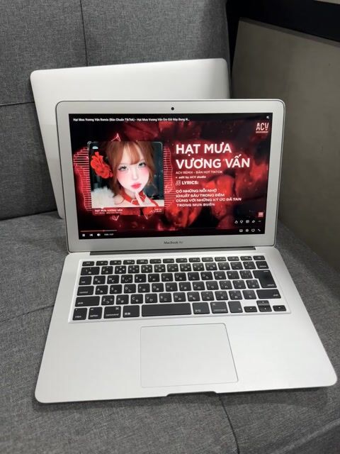 Apple MacBook Air 2015 Bạc. Mua bán Laptop tại Quận Thanh Khê Đà Nẵng được đăng bởi Phi Nhật hình 1
