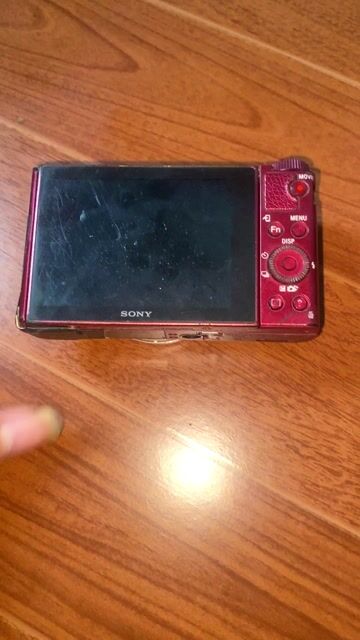 Máy ảnh Sony WX500 Hỏng hóc. Mua bán Máy ảnh, Máy quay tại Thành phố Hải Dương Hải Dương được đăng bởi Lê Tiến Đạt hình 1