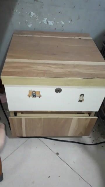Tủ đầu giường Gỗ 2 ngăn 40x40x40cm. Mua bán Tủ, kệ gia đình tại Quận Cầu Giấy Hà Nội được đăng bởi Pass đồ hình 1