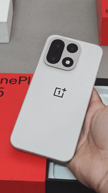 One Plus 15 Quốc tế 12/512GB có GL. Mua bán Điện thoại tại Thành phố Thủ Đức Tp Hồ Chí Minh được đăng bởi AVG Mobile hình 1