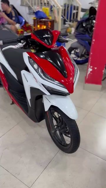 Honda Vario 2020/150 Đỏ Trắng Đen.BS67.Xe khoi ban. Mua bán Xe máy tại Quận 6 Tp Hồ Chí Minh được đăng bởi Cửa Hàng Xe Máy Hoà Bùi hình 1