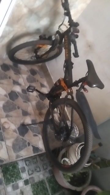 Xe gấp gọn. Mua bán Xe đạp tại Quận Cẩm Lệ Đà Nẵng được đăng bởi Dũng hình 1