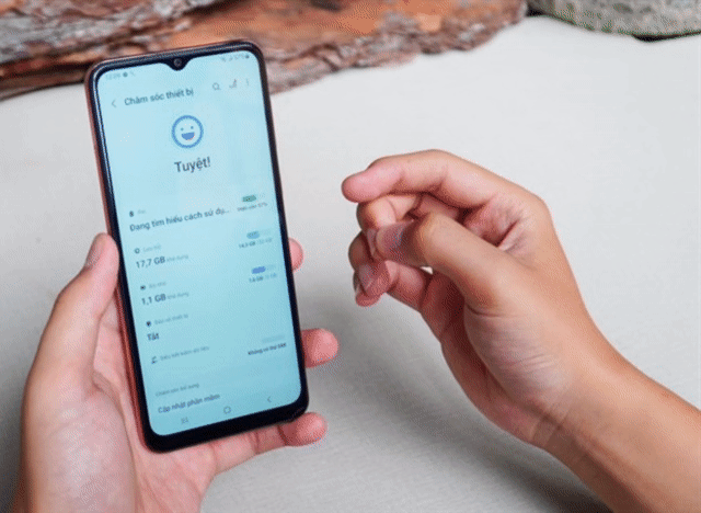 Samsung Galaxy A04 Hồng. Mua bán Điện thoại tại Quận 8 Tp Hồ Chí Minh được đăng bởi Phụ Kiện Chính Hãng hình 1