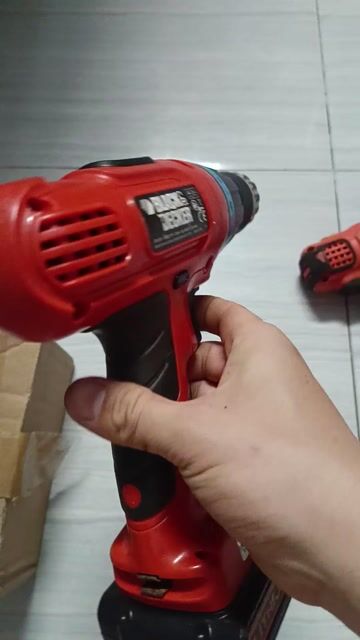 Máy khoan pin Black & Decker 18V. Mua bán Đồ chuyên dụng, Giống nuôi trồng tại Huyện Đức Hòa Long An được đăng bởi Tiến Võ hình 1