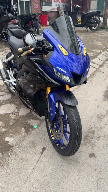 Yamaha R15 V3 FI biển 29 Xe nguyên bản xe đẹp mới. Mua bán Xe máy tại Quận Cầu Giấy Hà Nội được đăng bởi Tong motor xe may hình 1