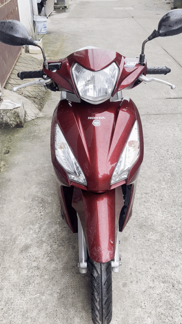 Honda Vision màu Đỏ ngay chủ , xe đẹp sạch sẽ. Mua bán Xe máy tại Thành phố Biên Hòa Đồng Nai được đăng bởi Minh hình 1