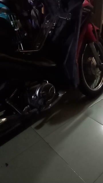 Xe số Honda Wave RSX màu đỏ đen. Mua bán Xe máy tại Huyện Hóc Môn Tp Hồ Chí Minh được đăng bởi Huỳnh Sơn hình 1