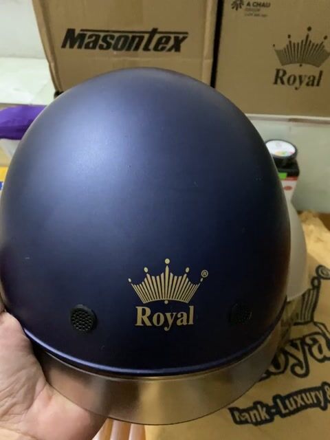 nón Bảo Hiểm Xe Máy 3/4 Royal chính hãng. Mua bán Phụ tùng xe tại Thị xã Ngã Năm Sóc Trăng được đăng bởi HaoTrinh shop hình 1