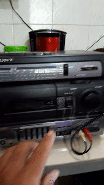 Đài cassette Sony CFS-1065S Đen. Mua bán Tivi, Âm thanh tại Huyện Bình Đại Bến Tre được đăng bởi CHE  hình 1
