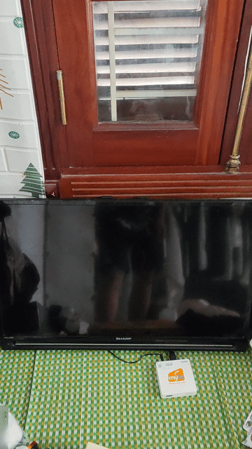 Tivi Sharp Aquos Đen. Mua bán Tivi, Âm thanh tại Quận Tây Hồ Hà Nội được đăng bởi Đỗ Minh Tuấn hình 1