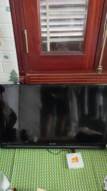 Tivi Sharp Aquos Đen. Mua bán Tivi, Âm thanh tại Quận Tây Hồ Hà Nội được đăng bởi Đỗ Minh Tuấn hình 1