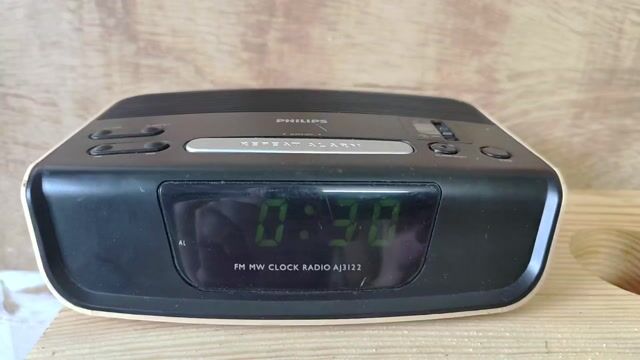Đài radio Philips AJ3122 cũ. Mua bán Tivi, Âm thanh tại Quận Hoàn Kiếm Hà Nội được đăng bởi dinh minh hình 1