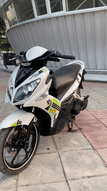 Yamaha Nouvo LX màu Trắng 2012 máy zin. Mua bán Xe máy tại Quận Nam Từ Liêm Hà Nội được đăng bởi Minh Minh hình 1