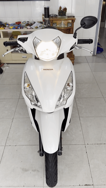 Bán vison 2019 bstp khoá ga xe đẹp (trùm mền) 9chủ. Mua bán Xe máy tại Quận 8 Tp Hồ Chí Minh được đăng bởi Quảng Hậu GIÁ TỐT hình 1