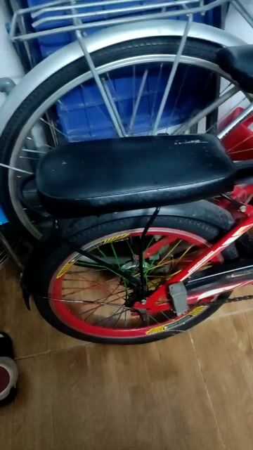 Xe đạp trẻ em . Mua bán Mẹ và bé tại Quận 4 Tp Hồ Chí Minh được đăng bởi thanh long hình 1