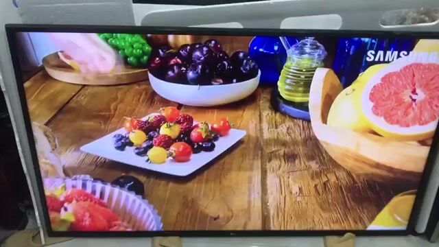 Tivi LG 55 inch LED siêu bền đẹp sắc nét âm th hay. Mua bán Tivi, Âm thanh tại Quận Tân Phú Tp Hồ Chí Minh được đăng bởi Nguyễn Thị Hường hình 1