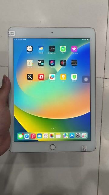 Apple iPad Gen 5 32GB Vàng Gold. Mua bán Máy tính bảng tại Quận Hai Bà Trưng Hà Nội được đăng bởi Gia Đồng hình 1