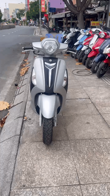 Yamaha Grande 2016 Bạc Đã qua sử dụng. Mua bán Xe máy tại Quận Tân Phú Tp Hồ Chí Minh được đăng bởi Tuanduy hình 1