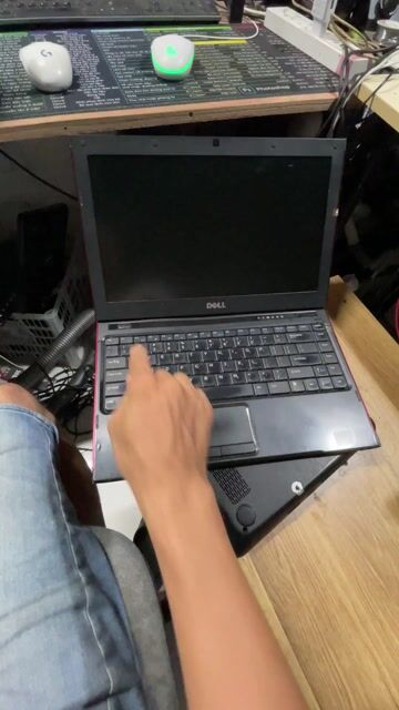 Dell Vostro V130 Đỏ Hư màn hình. Mua bán Laptop tại Quận Bình Tân Tp Hồ Chí Minh được đăng bởi VTH Computer hình 1