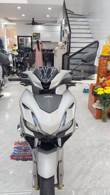 Honda Winner X V3 ABS Côn tay Bạc Việt Nam. Mua bán Xe máy tại Quận Thanh Khê Đà Nẵng được đăng bởi Thành Đại   hình 1