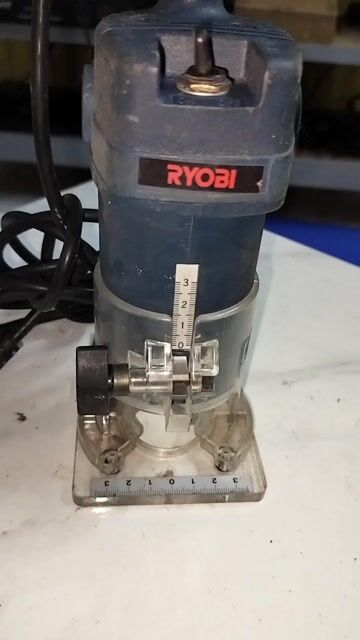 Máy phay Ryobi TR-40. Mua bán Đồ chuyên dụng, Giống nuôi trồng tại Huyện Củ Chi Tp Hồ Chí Minh được đăng bởi Thinh Ngole hình 1