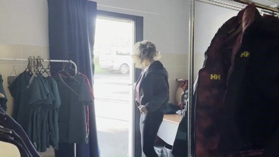 Main dans la patte : le métier d'une ASV