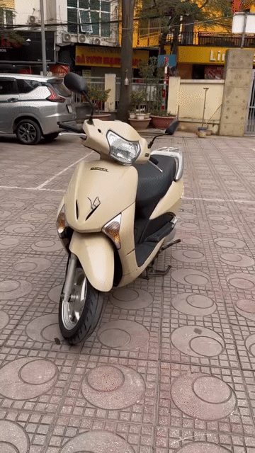 Honda Lead Vàng kem. Mua bán Xe máy tại Quận Nam Từ Liêm Hà Nội được đăng bởi chị lan hình 1