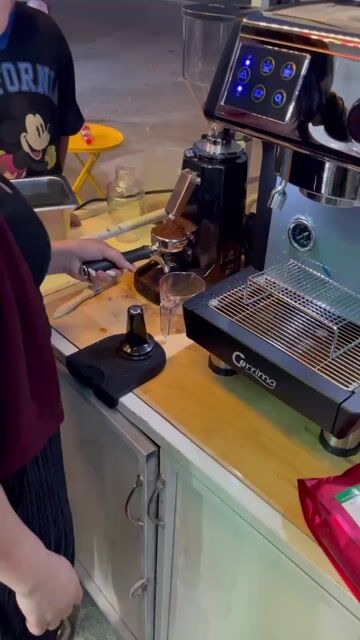 Combo máy pha cà phê CRM 3200B và máy xay LD02. Mua bán Bếp, lò, đồ điện nhà bếp tại Thị xã Bến Cát Bình Dương được đăng bởi Hoàng Thảo hình 1