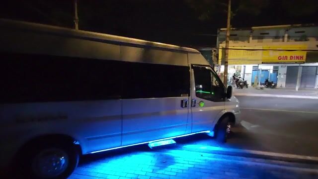 Ford Transit 2016 16 chỗ Bạc. Mua bán Ô tô tại Thành phố Thủ Dầu Một Bình Dương được đăng bởi Thông Lưu Thành hình 1