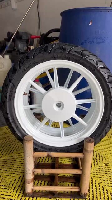 Mâm xe máy Vario 125 Trắng. Mua bán Phụ tùng xe tại Thành phố Thủ Đức Tp Hồ Chí Minh được đăng bởi HoangPhat Hung hình 1