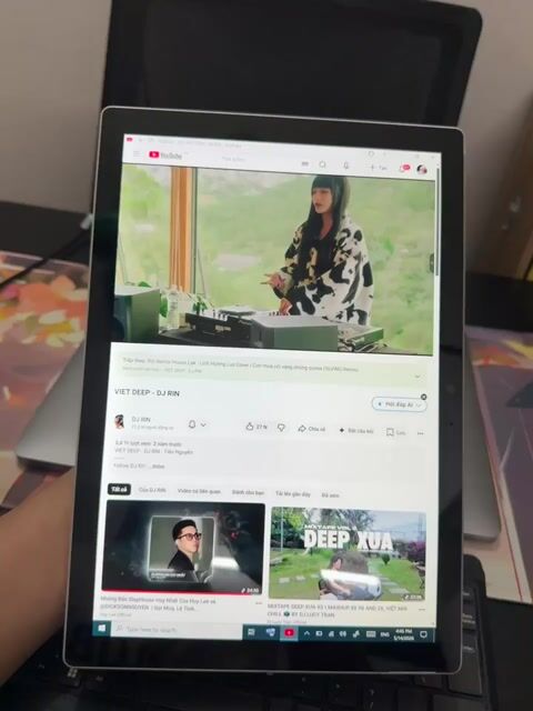 Cần Pass Microsoft Surface Pro 5. Mua bán Laptop tại Quận Nam Từ Liêm Hà Nội được đăng bởi Ngoc Hoa hình 1