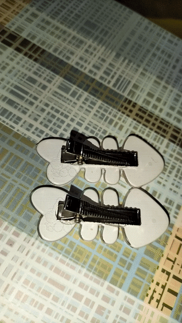 Kẹp tóc Nữ nhựa Hello Kitty. Mua bán Phụ kiện thời trang khác tại Thành phố Long Khánh Đồng Nai được đăng bởi Phương Uyên hình 1