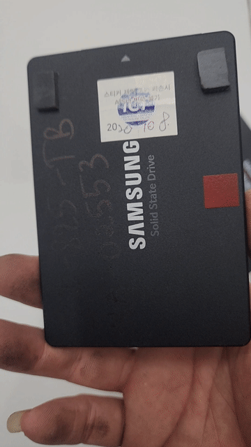 Ổ cứng SSD Samsung 860 PRO 256GB Đen. Mua bán Linh kiện (RAM, Card...) tại Huyện Tiên Du Bắc Ninh được đăng bởi hung trinh van hình 1