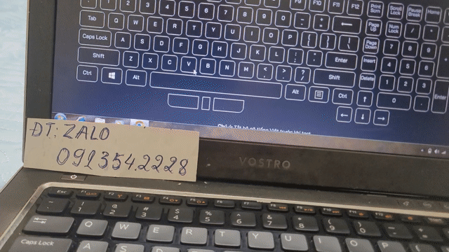 Dell Vostr***7U 4GB Bạc. Mua bán Laptop tại Quận Hoàn Kiếm Hà Nội được đăng bởi Thu Nguyen hình 1