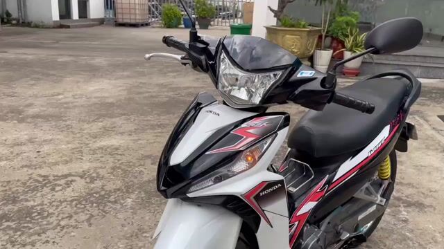 [ĐẸP NHƯ MỚI]👉 Wave RSX Fi 2018,XE ÍT ĐI,NGAY CHỦ💖. Mua bán Xe máy tại Quận Bình Tân Tp Hồ Chí Minh được đăng bởi BÙI TIẾN DŨNG hình 1