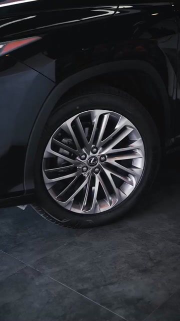 Lexus RX300 ,2020 lăn bánh 6v KM,màu đen nt nâu. Mua bán Ô tô tại Quận Hải Châu Đà Nẵng được đăng bởi TÂN HƯNG YÊN AUTO hình 1