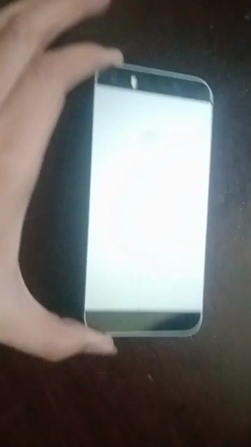 Apple iPhone 5S Đen đã sử dụng. Mua bán Điện thoại tại Quận 12 Tp Hồ Chí Minh được đăng bởi Nhi Nguyễn  hình 1