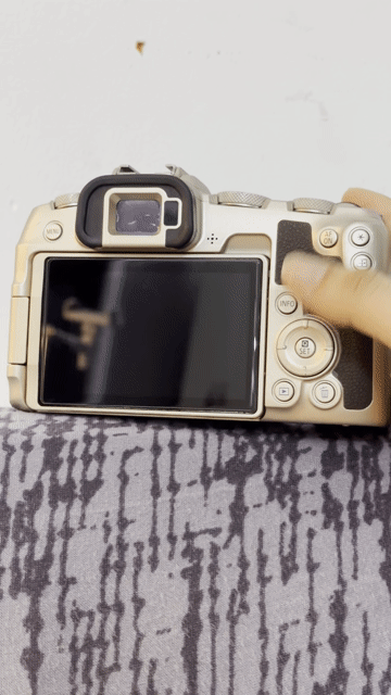 Máy ảnh Canon EOS RP Bạc. Mua bán Máy ảnh, Máy quay tại Quận 3 Tp Hồ Chí Minh được đăng bởi Lê Thị Nhung hình 1