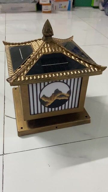 Đèn trụ cổng năng lượng mặt trời Vàng đồng. Mua bán Đèn tại Quận Bình Thuỷ Cần Thơ được đăng bởi Led MinhMinh hình 1