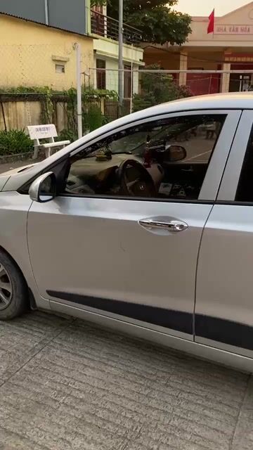 Hyundai Grand i10 2015 AT NHẬP ẤN CHÍNH CHỦ. Mua bán Ô tô tại Thành Phố Đồng Hới Quảng Bình được đăng bởi Hoàng Quân hình 1