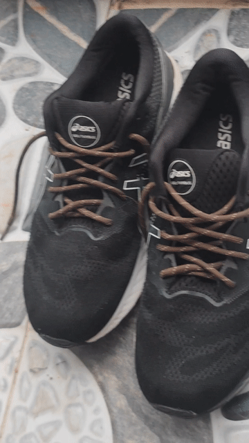 Giày chạy bộ ASICS GEL-NIMBUS. Mua bán Giày dép tại Thành phố Thủ Đức Tp Hồ Chí Minh được đăng bởi Nghĩa Tiệm Đồ Nhỏ hình 1