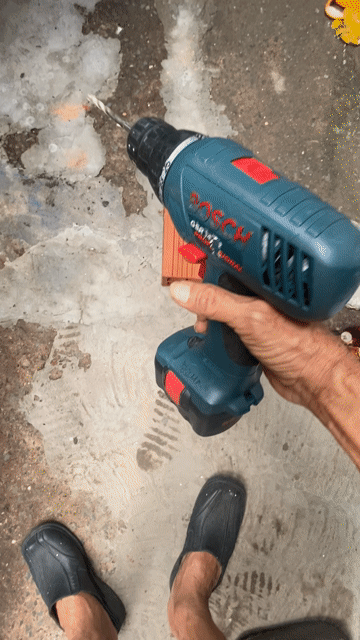 Máy khoan pin Bosch GSR 14.4V. Mua bán Đồ chuyên dụng, Giống nuôi trồng tại Huyện Hóc Môn Tp Hồ Chí Minh được đăng bởi Quyền hình 1
