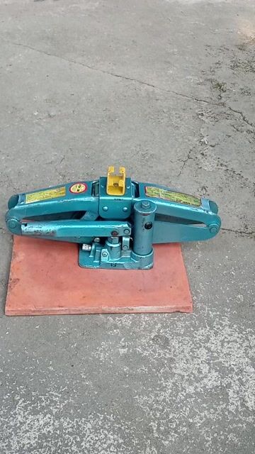 Con đội thủy lực hàng bãi Nhật. Mua bán Đồ chuyên dụng, Giống nuôi trồng tại Huyện Đất Đỏ Bà Rịa - Vũng Tàu được đăng bởi Nguyễn Nguyễn hình 1