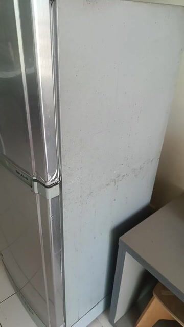 Tủ lạnh Sharp 165 lít. Mua bán Tủ lạnh tại Quận 5 Tp Hồ Chí Minh được đăng bởi Đậu Đỗ hình 1