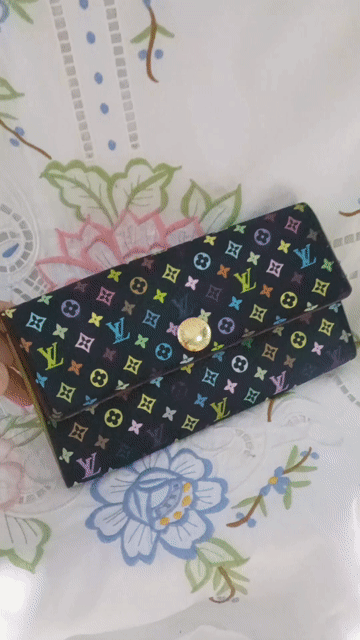 Ví Louis Vuitton Nữ Da Cao Cấp Pháp Đen Phối Màu. Mua bán Túi xách tại Huyện Cai Lậy Tiền Giang được đăng bởi Phạm Ánh thanh lý hàng hiệu hình 1