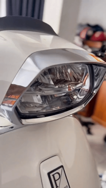 Xi Nhan, Hậu Led Vespa V4 chính hãng. Mua bán Phụ tùng xe tại Quận Thanh Khê Đà Nẵng được đăng bởi Nguyễn Nhật Quang hình 1