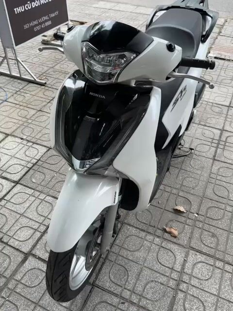 Honda SH 125i 2019 Trắng. Mua bán Xe máy tại Thành phố Tam Kỳ Quảng Nam được đăng bởi Girl Xinh hình 1