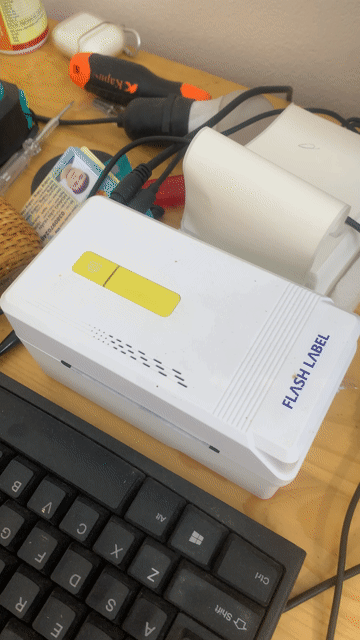 Máy in nhiệt Flash Label A318 BT Trắng Mới. Mua bán Đồ dùng văn phòng tại Thành phố Thanh Hóa Thanh Hóa được đăng bởi Huan Hoang hình 1